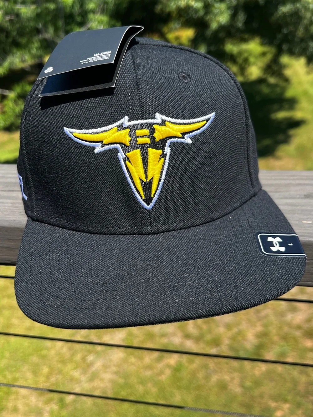 Under Armour San Antonio Brahmas UFL Hat NWT Large Stretch Fit Cap